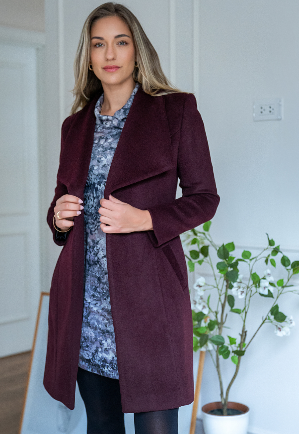 Cameron Borgoña Coat