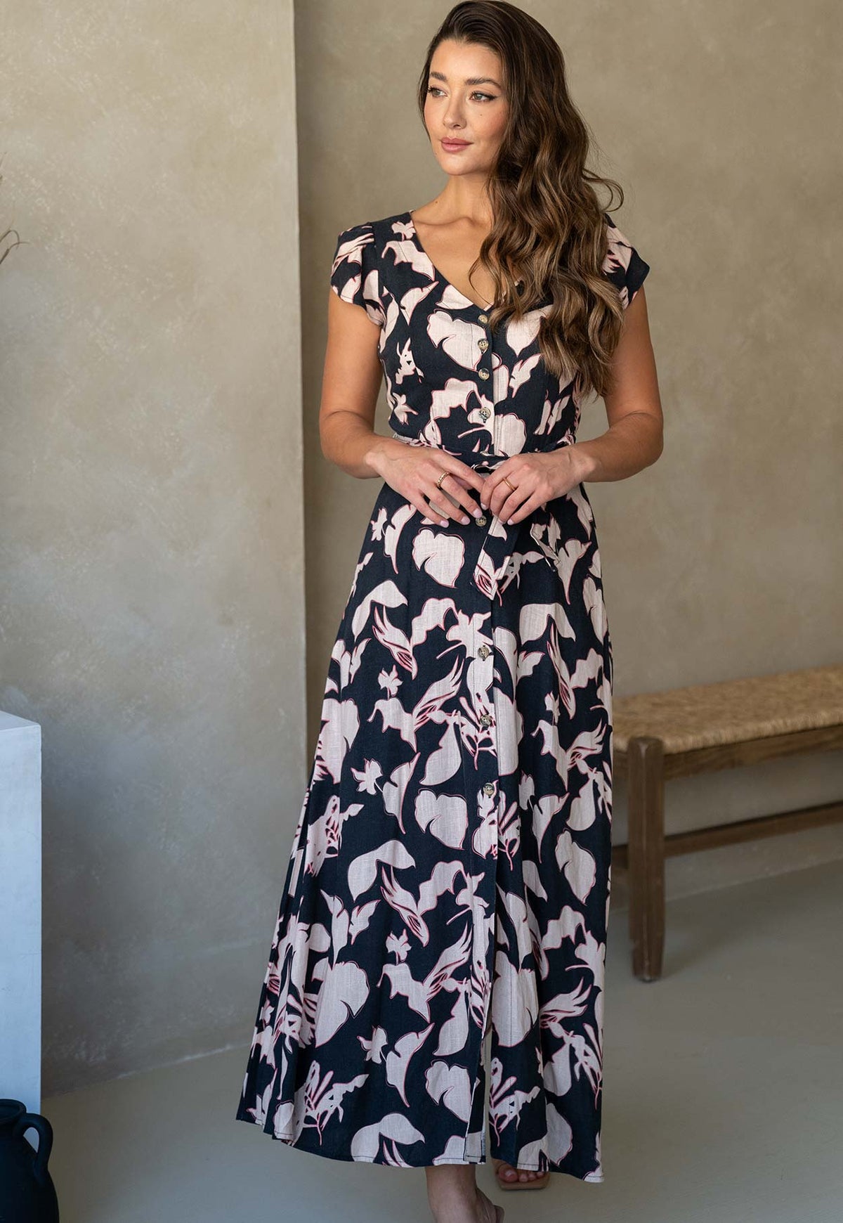 Miluska Beige & Black