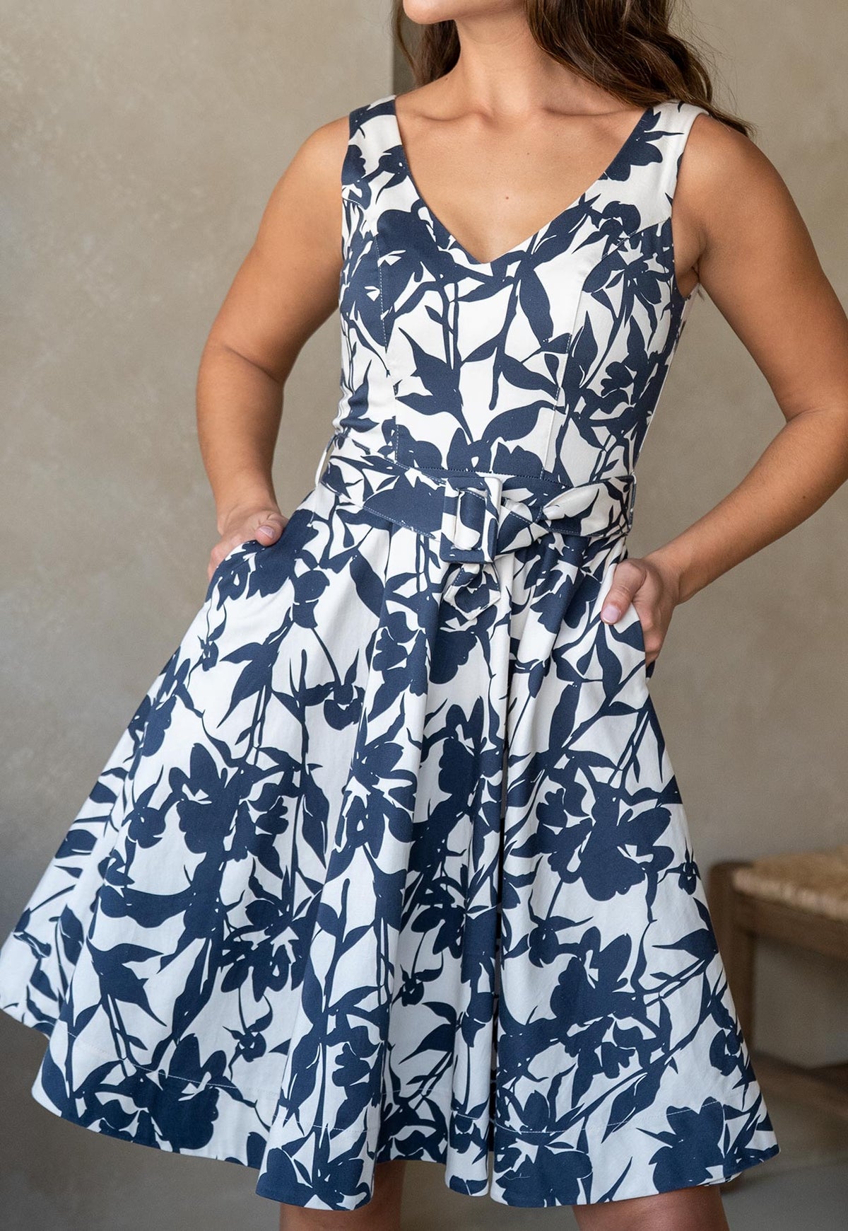 Precious Blue & Beige